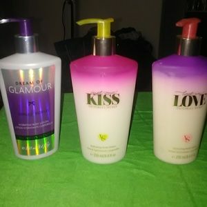 VS BODY LOTION